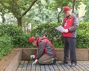 持證和資質保障